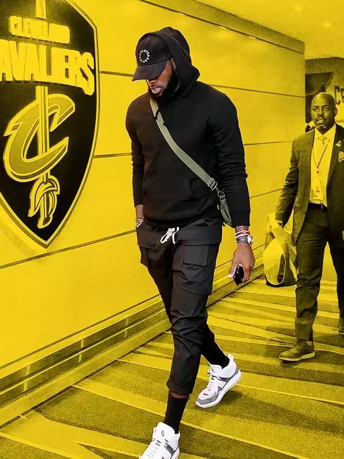 入己方轨道 入己方轨道